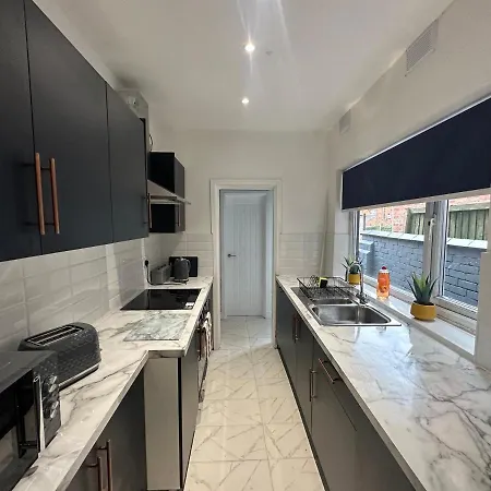 Westwood Place Coventry Esterno foto