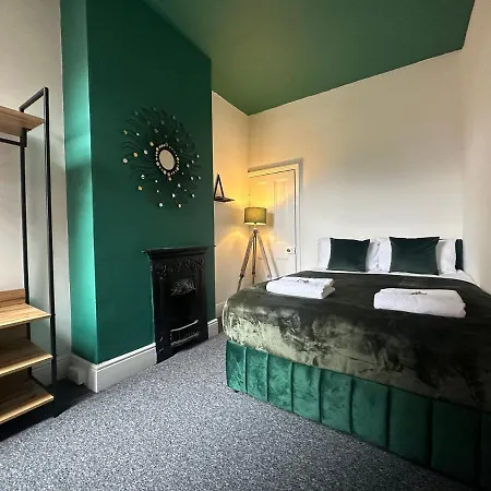 Westwood Place Coventry Esterno foto