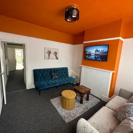 Westwood Place Coventry Esterno foto